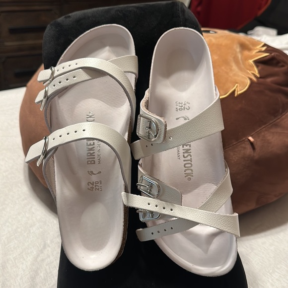New women Birkenstocks white size 42 fits 11-11 1/2